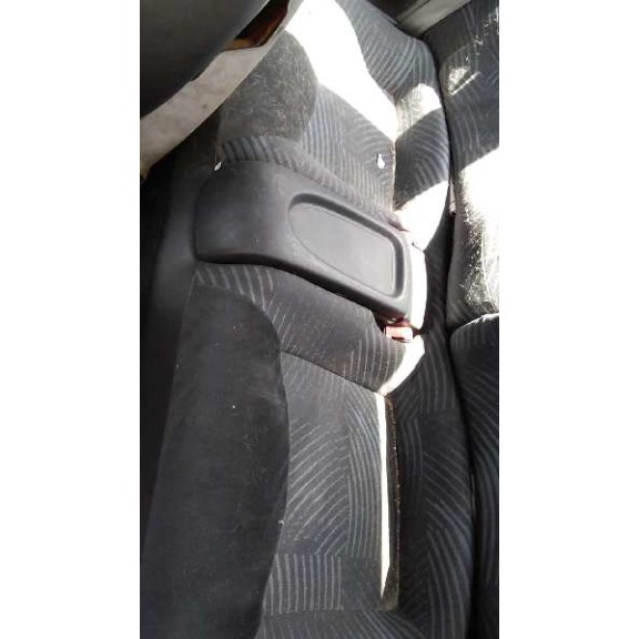 renault megane i fase 2 berlina (ba0) del año 2001