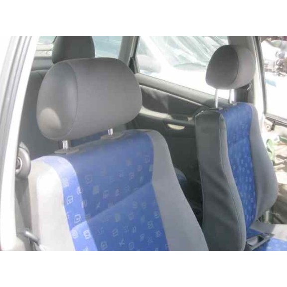 seat ibiza (6k1) del año 2001