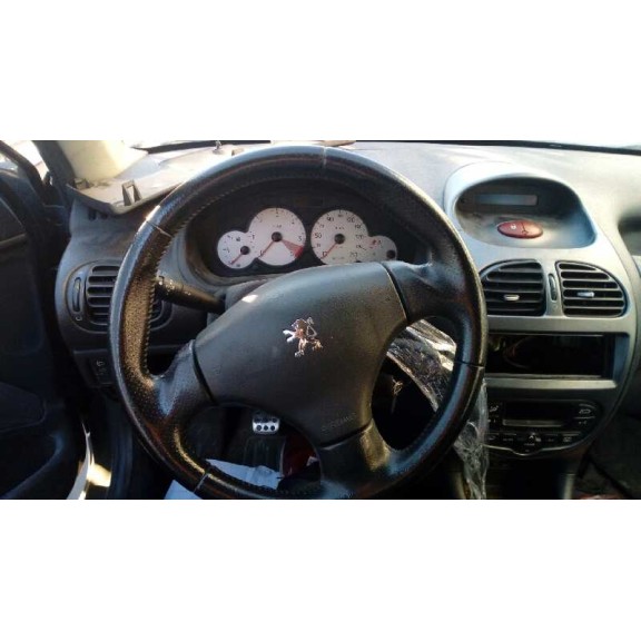 peugeot 206 berlina del año 2005