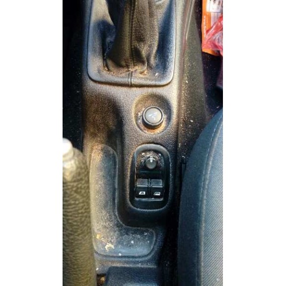 peugeot 206 berlina del año 2005