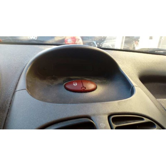 peugeot 206 berlina del año 2005