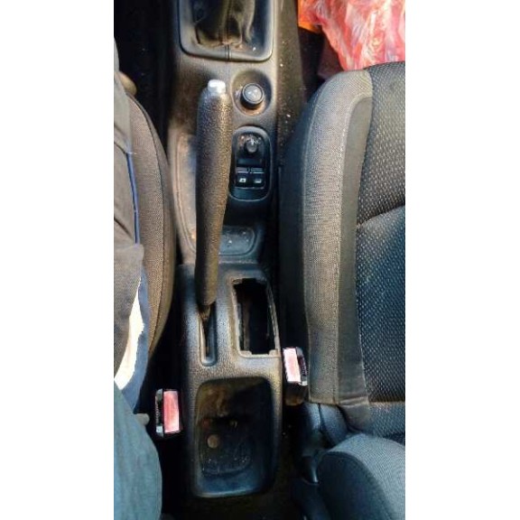 peugeot 206 berlina del año 2005