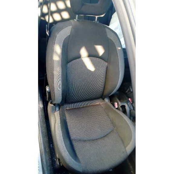 peugeot 206 berlina del año 2005