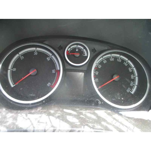 opel corsa d del año 2012