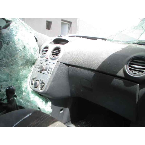 opel corsa d del año 2012