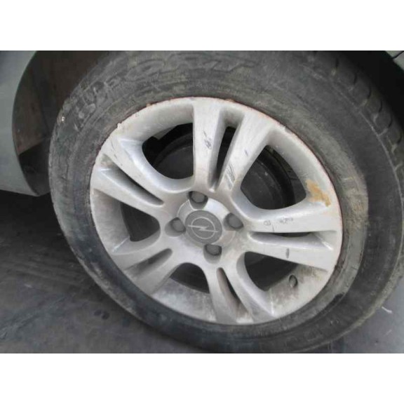 opel corsa d del año 2012