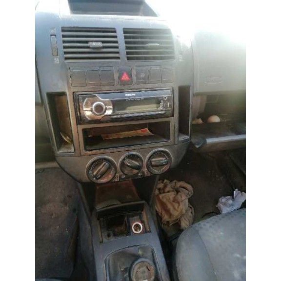 volkswagen polo (9n1) del año 2004