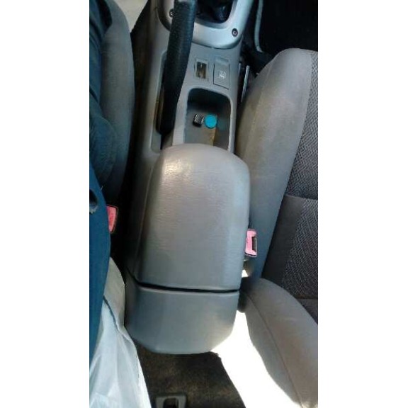 toyota rav 4 (a2) del año 2003