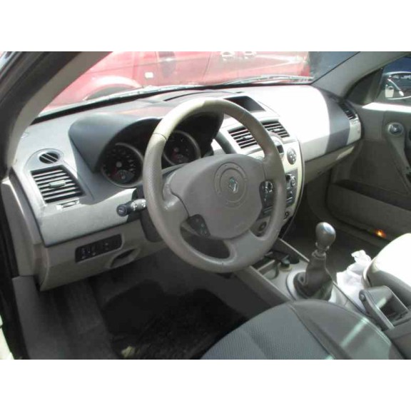 renault megane ii coupe/cabrio del año 2004