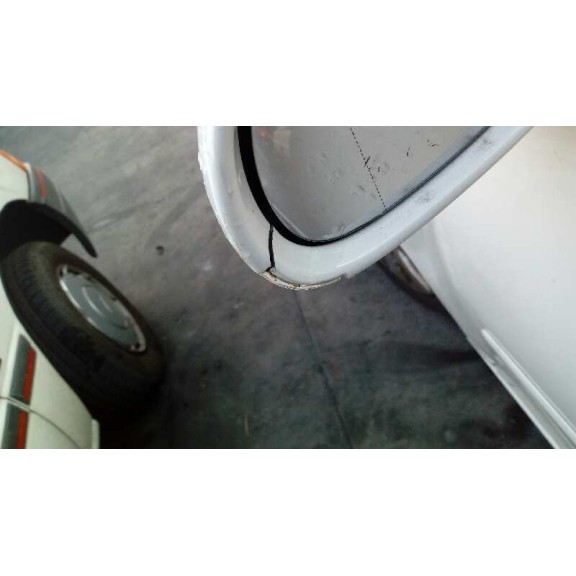 volkswagen golf v berlina (1k1) del año 2006