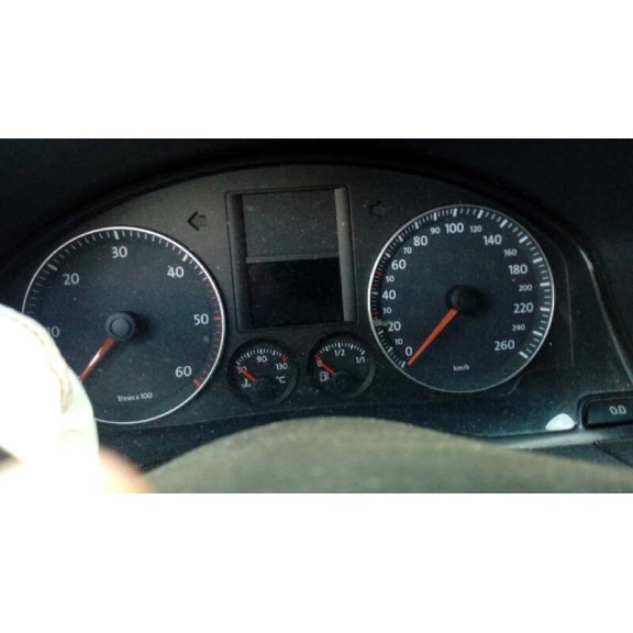 volkswagen golf v berlina (1k1) del año 2006