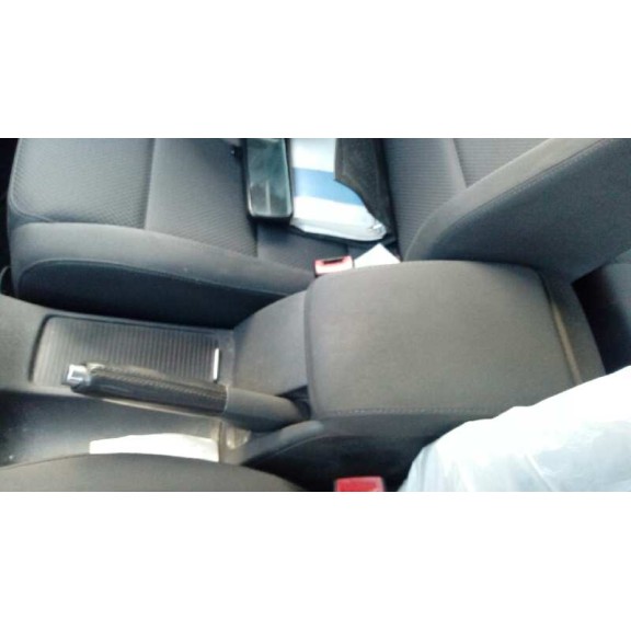 volkswagen golf v berlina (1k1) del año 2006