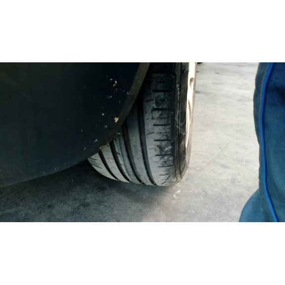 volkswagen golf v berlina (1k1) del año 2006