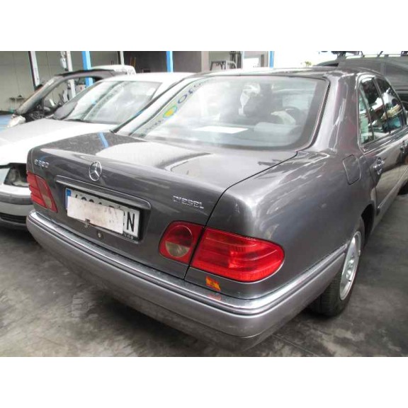 mercedes-benz clase e (w210) berlina diesel del año 1995