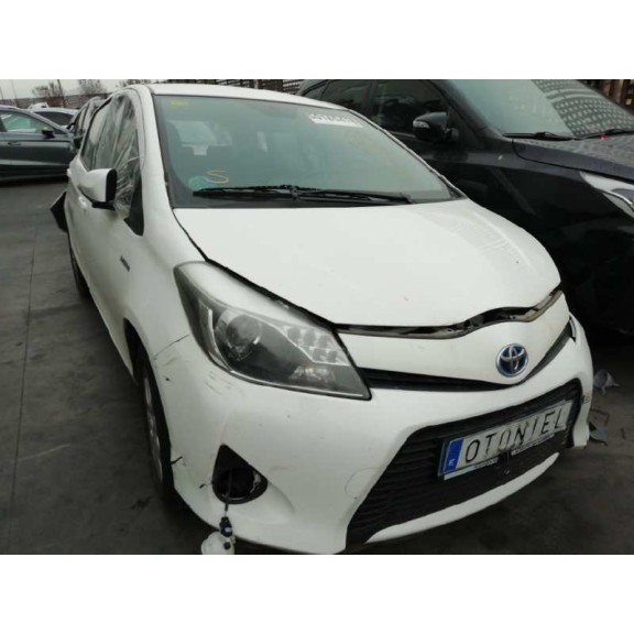 toyota yaris del año 2013
