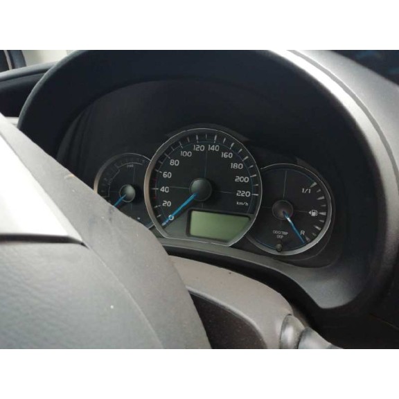 toyota yaris del año 2013