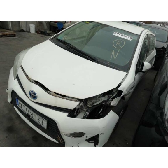 toyota yaris del año 2013
