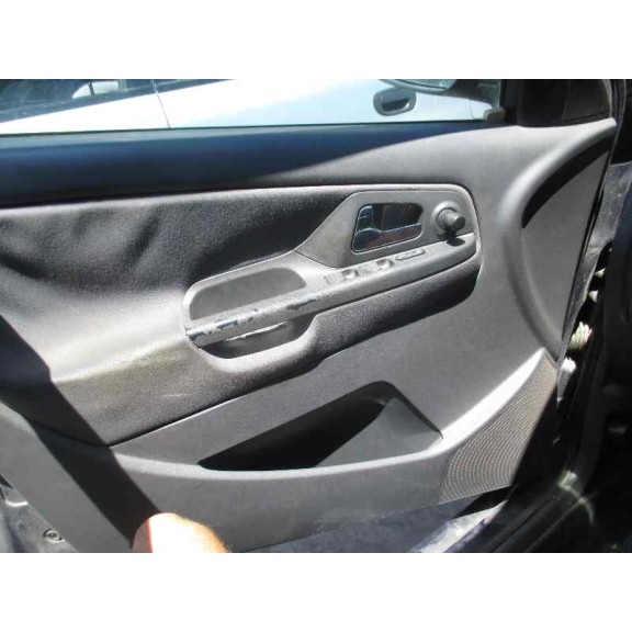 seat ibiza (6k1) del año 2001