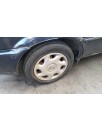 mazda 323 berl. f/s (bj) del año 2002