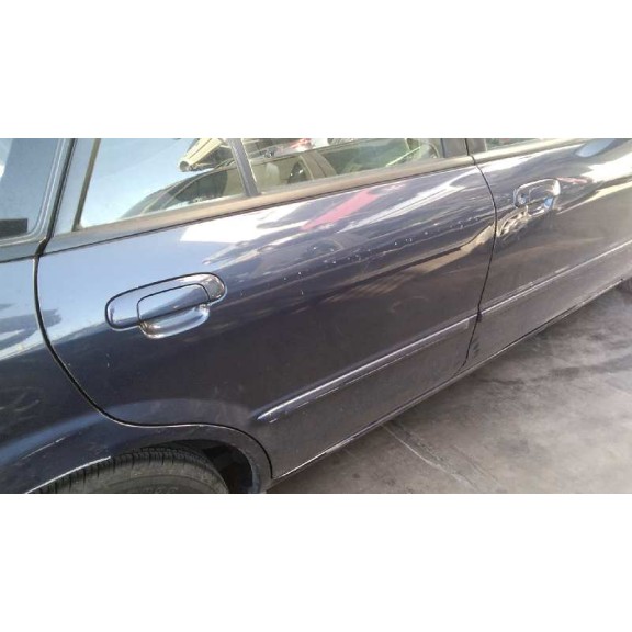 mazda 323 berl. f/s (bj) del año 2002