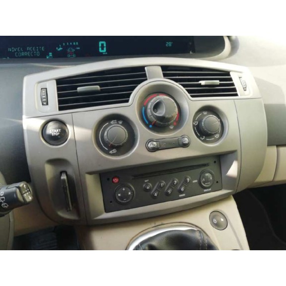 renault grand scenic del año 2007
