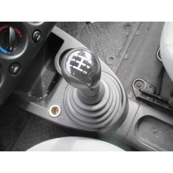 ford fiesta (cbk) del año 2003