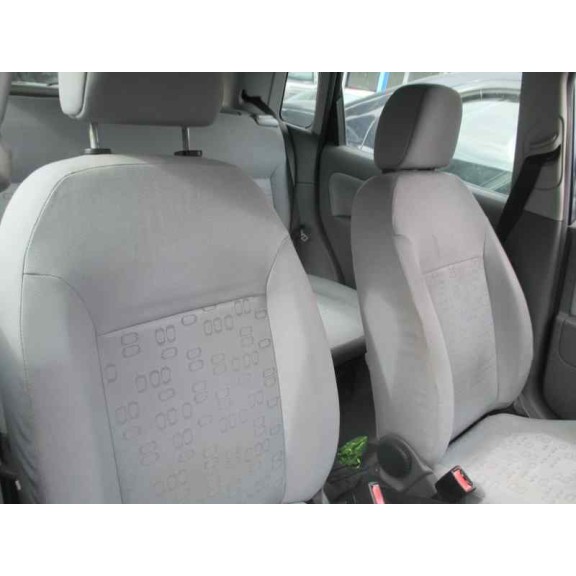 ford fiesta (cbk) del año 2003