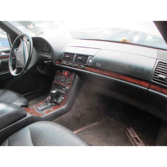 mercedes-benz clase s (w140) berlina del año 1995