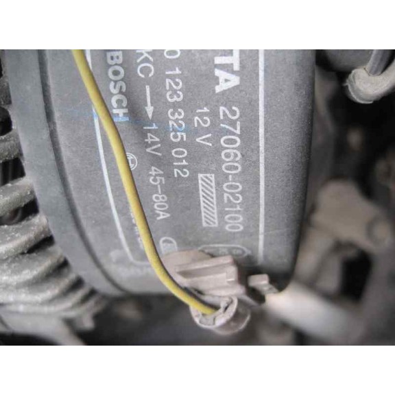 toyota avensis berlina (t 22) del año 2001