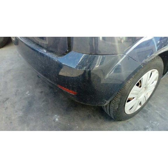 ford fiesta (cbk) del año 2004