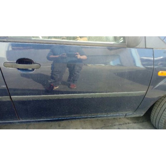 ford fiesta (cbk) del año 2004