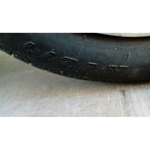 ford fiesta (cbk) del año 2004