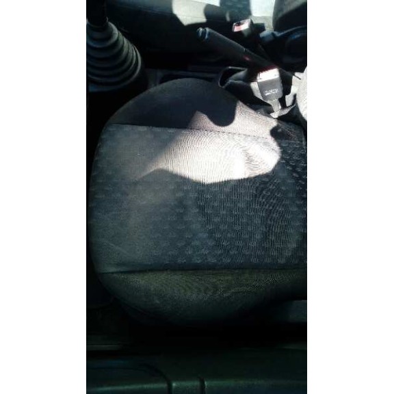 ford fiesta (cbk) del año 2004