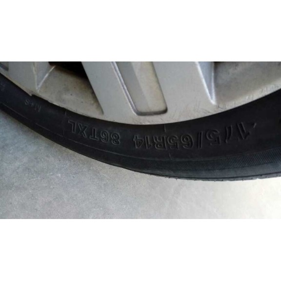 ford fiesta (cbk) del año 2004