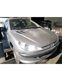 peugeot 206 berlina del año 2002
