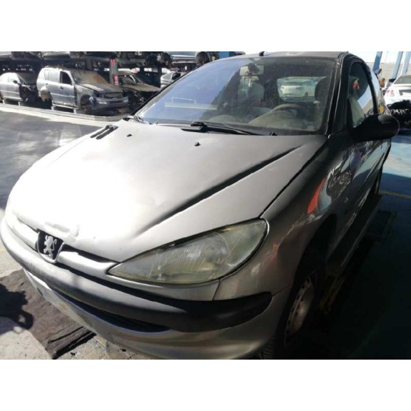 peugeot 206 berlina del año 2002