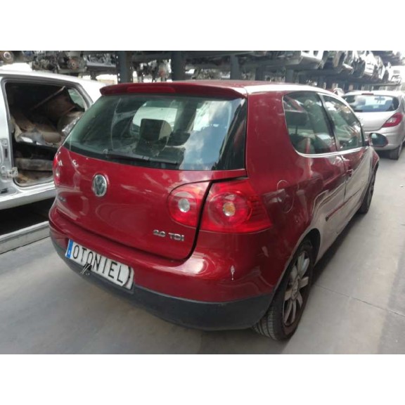 volkswagen golf v berlina (1k1) del año 2004