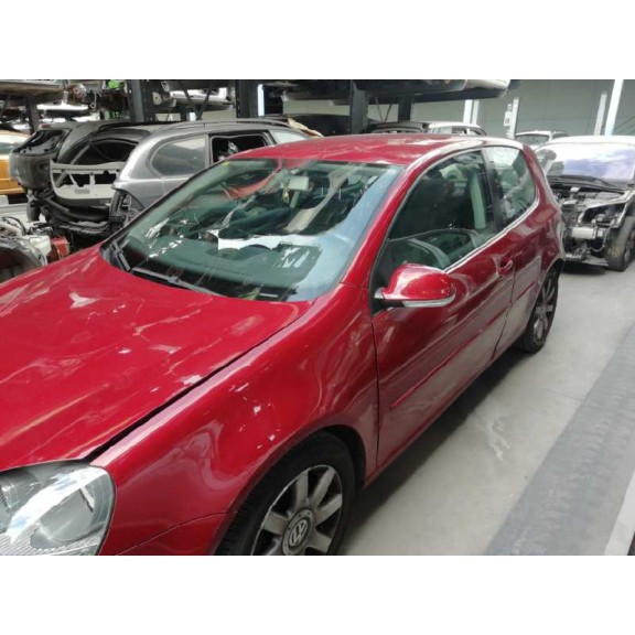 volkswagen golf v berlina (1k1) del año 2004