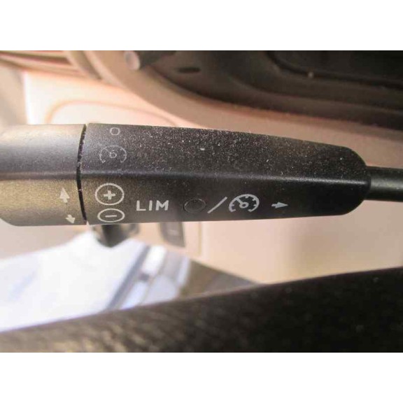 mercedes-benz clase c (w203) berlina del año 2002