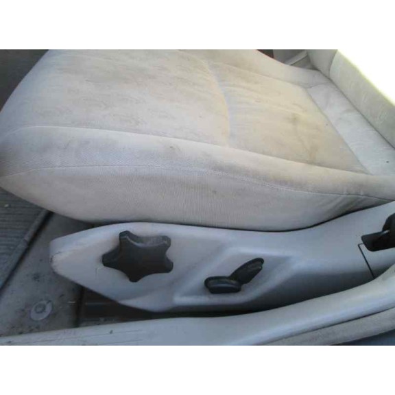 mercedes-benz clase c (w203) berlina del año 2002