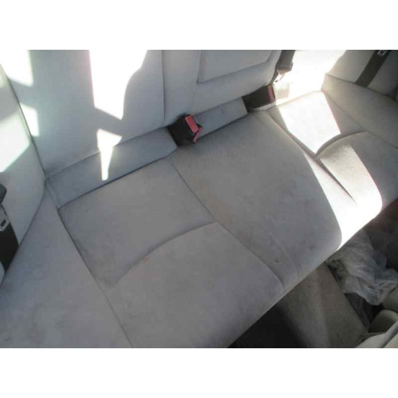 mercedes-benz clase c (w203) berlina del año 2002