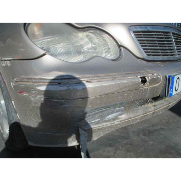 mercedes-benz clase c (w203) berlina del año 2002