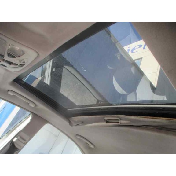 mercedes-benz clase c (w203) berlina del año 2002