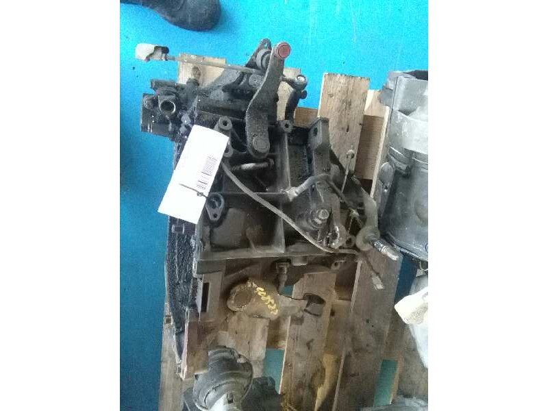 Recambio de caja cambios para peugeot 405 berlina gld exclusive referencia OEM IAM 20CL43 B 