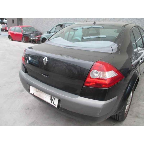 renault megane ii classic berlina del año 2004