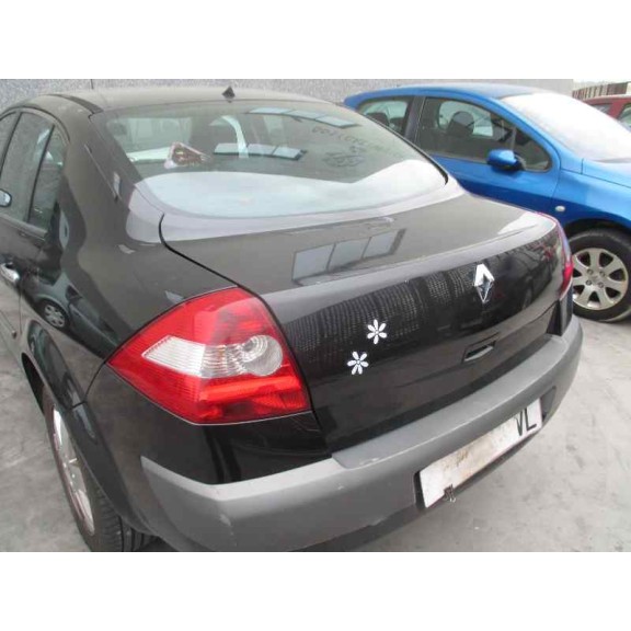 renault megane ii classic berlina del año 2004