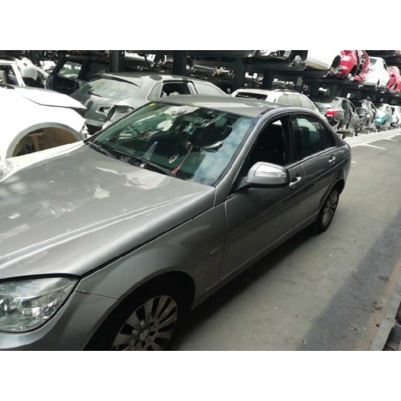 mercedes-benz clase c (w204) berlina del año 2007