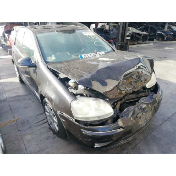 volkswagen golf v berlina (1k1) del año 2005