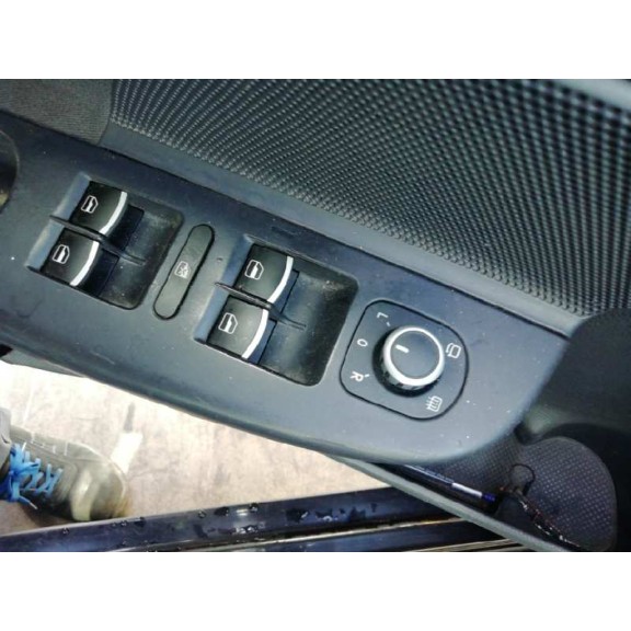 volkswagen golf v berlina (1k1) del año 2005