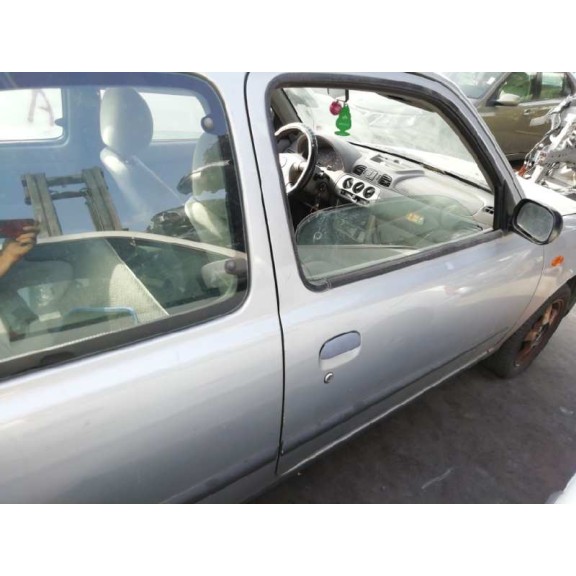 nissan micra (k11) del año 2003